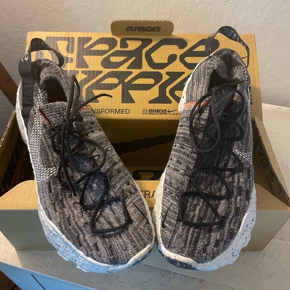 Nike Space Hippie 04